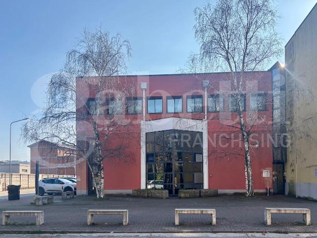 Negozio in vendita a Langhirano