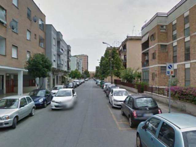 Negozio in vendita a Latina