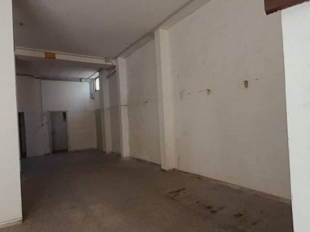 Negozio in vendita a Lecce