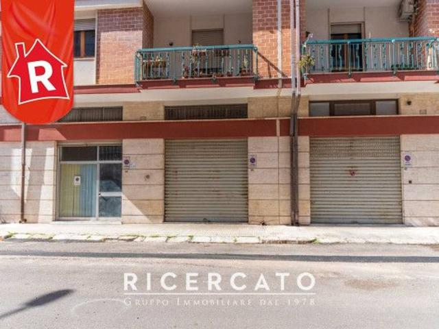 Negozio in vendita a Lecce