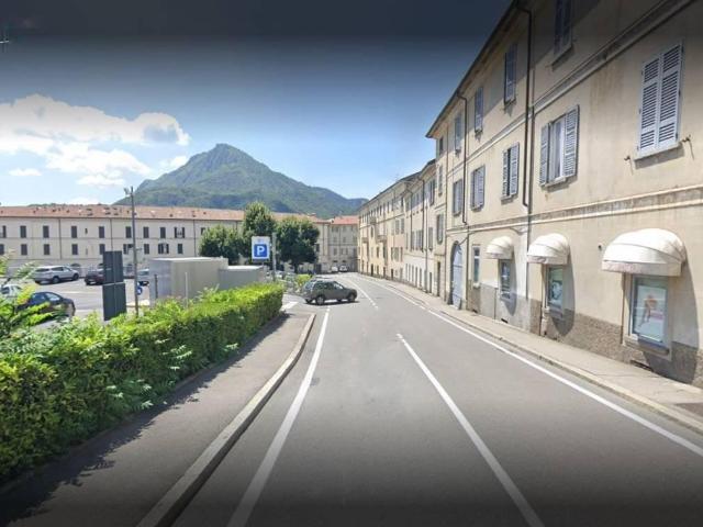 Negozio in vendita a Lecco