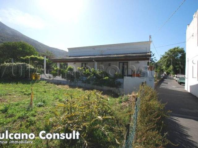 Negozio in vendita a Lipari