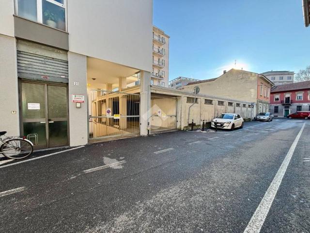 Negozio in vendita a Lissone