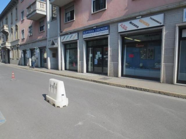 Negozio in Vendita a Lissone
