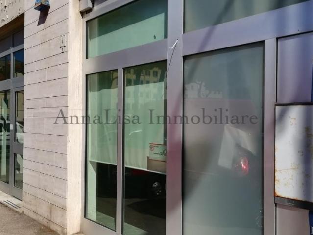 Negozio in vendita a Livorno