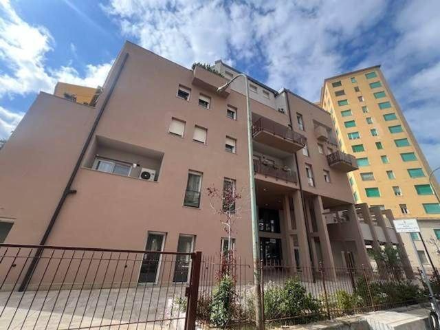 Negozio in vendita a Livorno