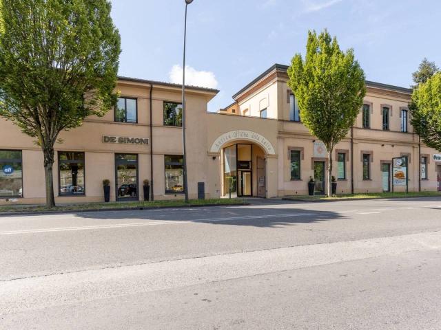 Negozio in vendita a Lucca