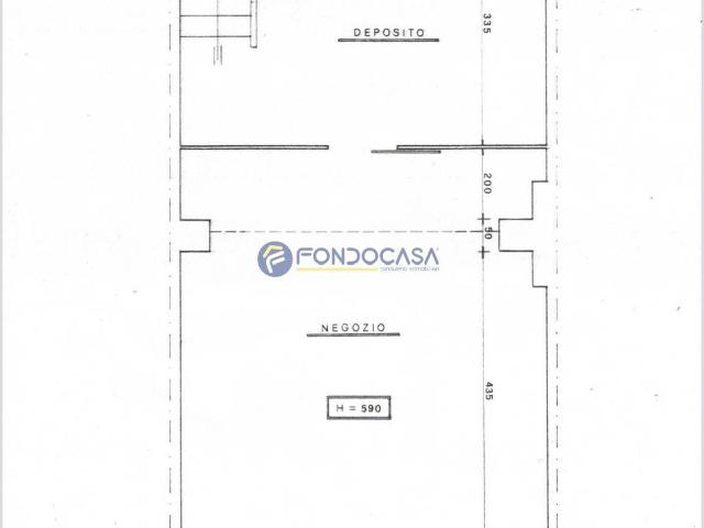 Negozio in vendita a Maglie