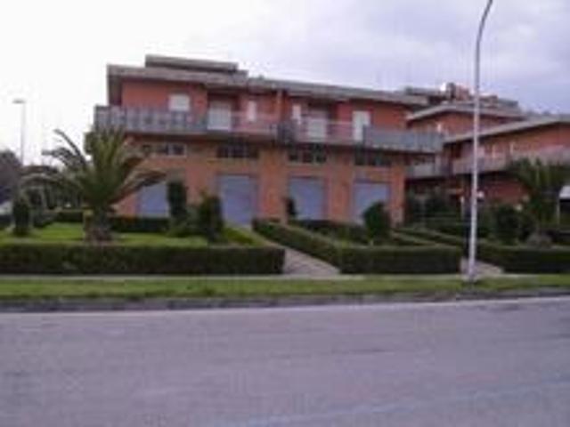 Negozio in vendita a Martinsicuro