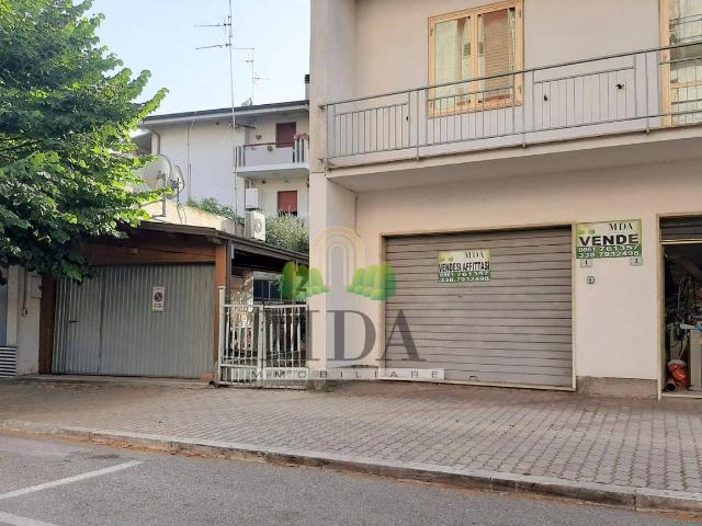 Negozio in vendita a Martinsicuro