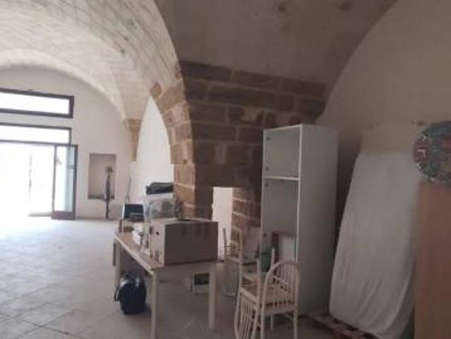 Negozio in vendita a Mesagne