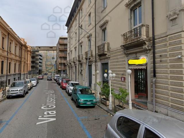 NEGOZIO in VENDITA a MESSINA MESSINA
