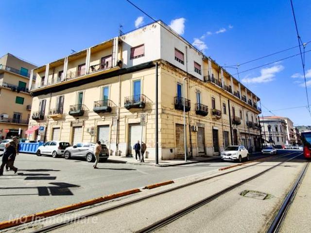 Negozio in vendita a Messina