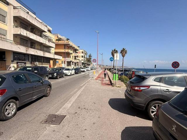Negozio in vendita a Messina
