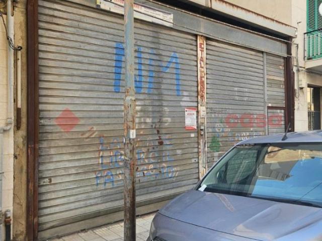 Negozio in vendita a Messina