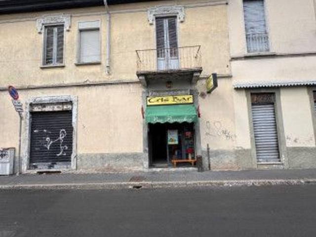 Negozio in vendita a Milano