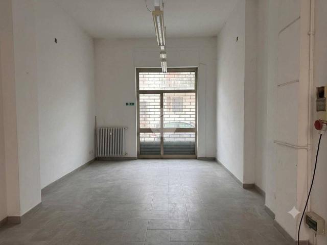Negozio in vendita a Milano