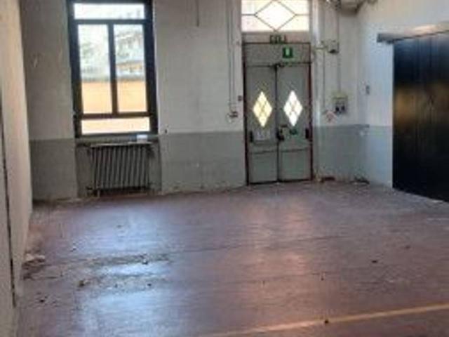 Negozio in vendita a Milano