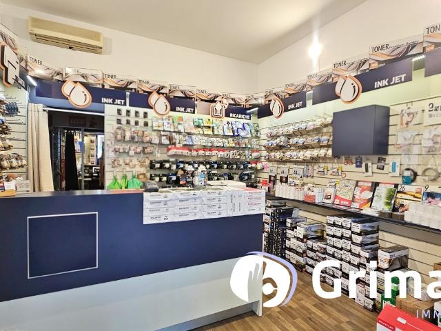 Negozio in vendita a Milano