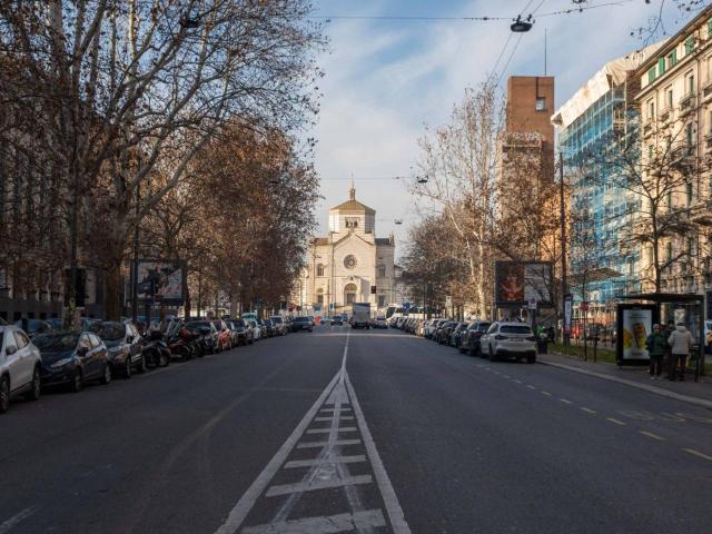 Negozio in vendita a Milano