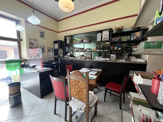 Negozio in vendita a Milano