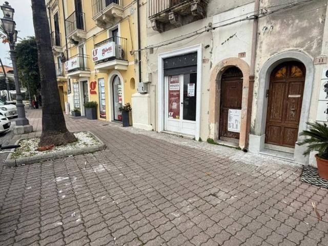 Negozio in vendita a Milazzo
