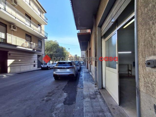 Negozio in vendita a Misterbianco