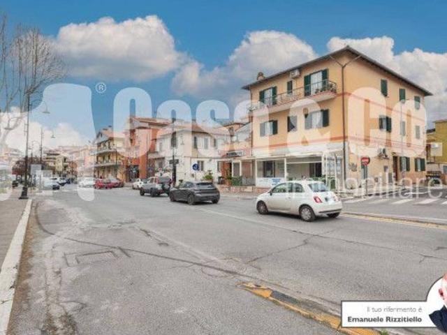 Negozio in vendita a Monterotondo
