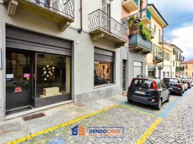 Negozio in vendita a Moncalieri