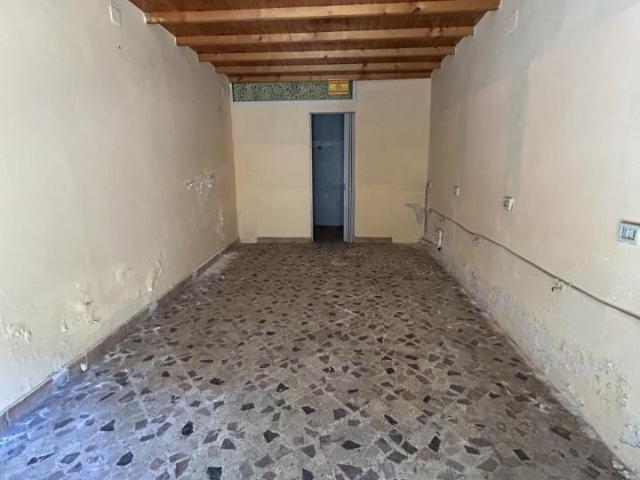Negozio in vendita a Monreale