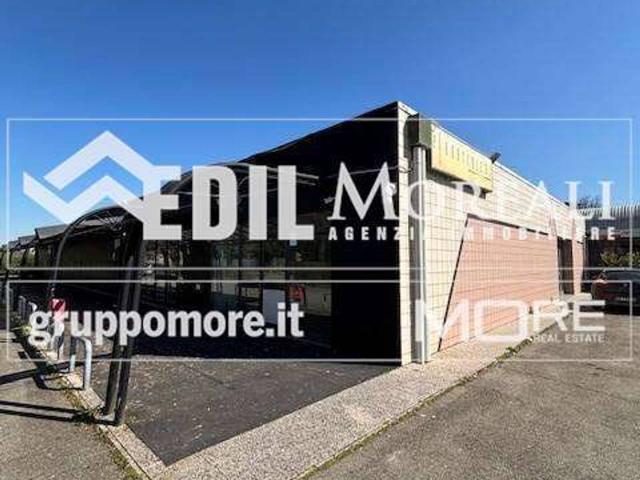 Negozio in vendita a Modena