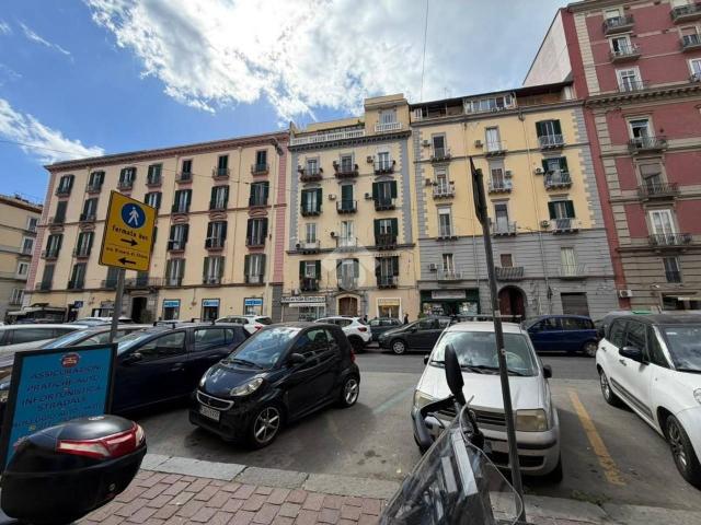 Negozio in vendita a Napoli