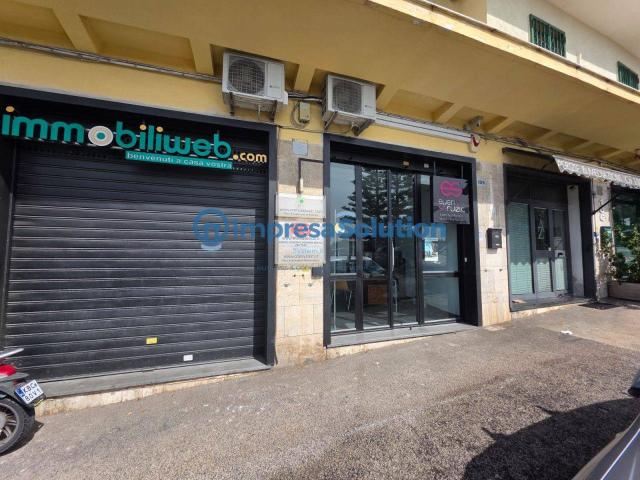 Negozio in vendita a Napoli