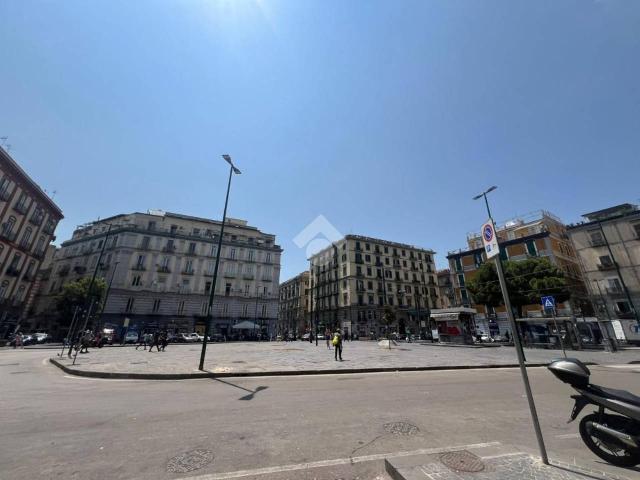 Negozio in vendita a Napoli