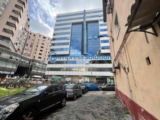 Negozio in vendita a Napoli