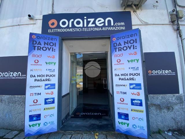 Negozio in vendita a Napoli