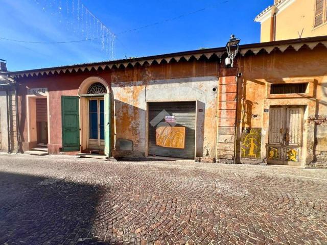 Negozio in vendita a Notaresco