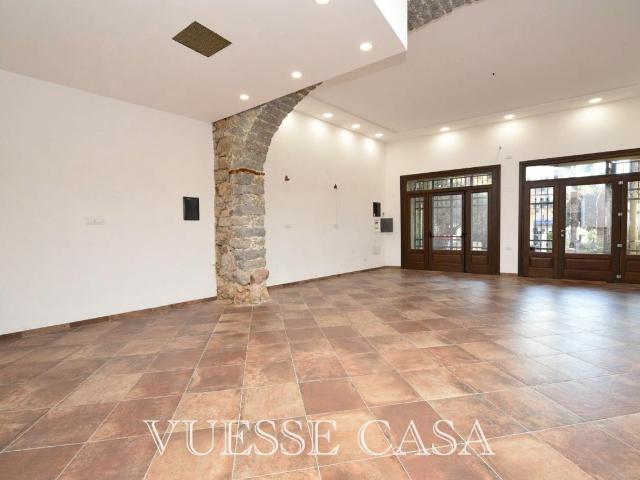 Negozio in vendita a Nuoro