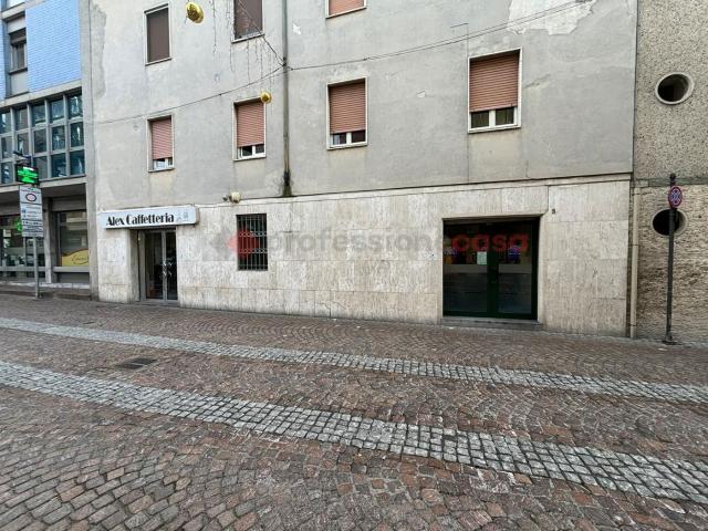 Negozio in vendita a Osio Sotto