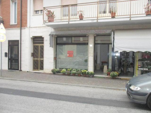 Negozio in vendita a Ostellato