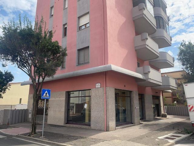 Negozio in vendita a Oristano