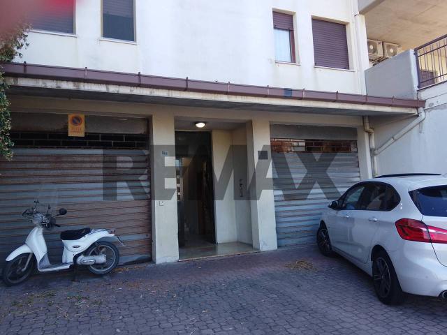 Negozio in vendita a Ortona