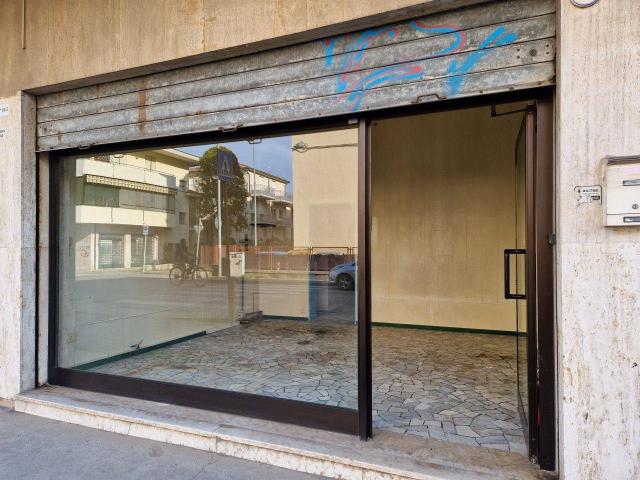 Negozio in vendita a Padova