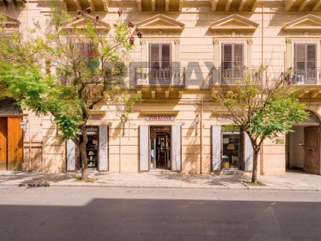 Negozio in vendita a Palermo