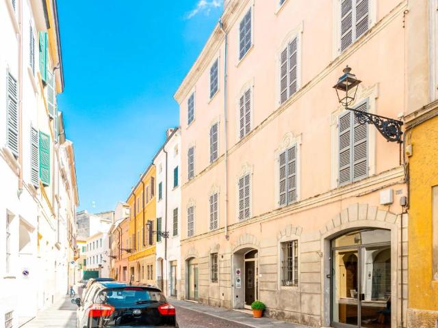 Negozio in vendita a Parma