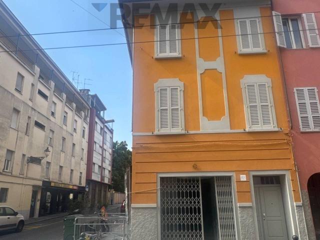 Negozio in vendita a Parma