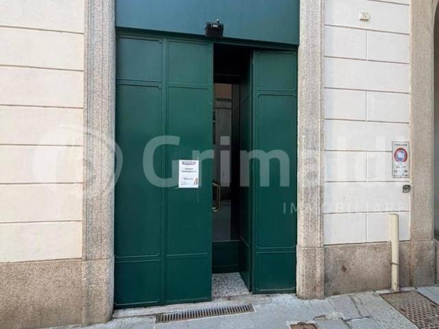 Negozio in vendita a Pavia