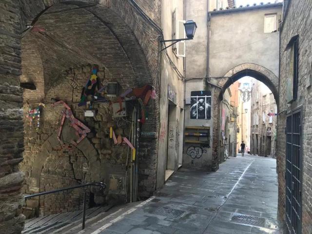 Negozio in vendita a Perugia
