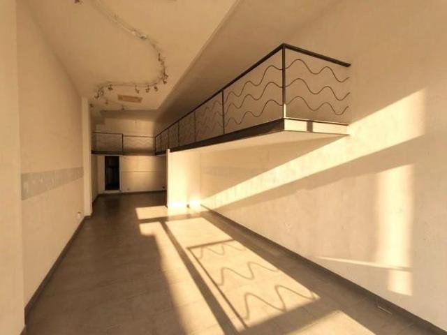 Negozio in vendita a Perignano Casciana Terme Lari 85 mq Rif: 1412406