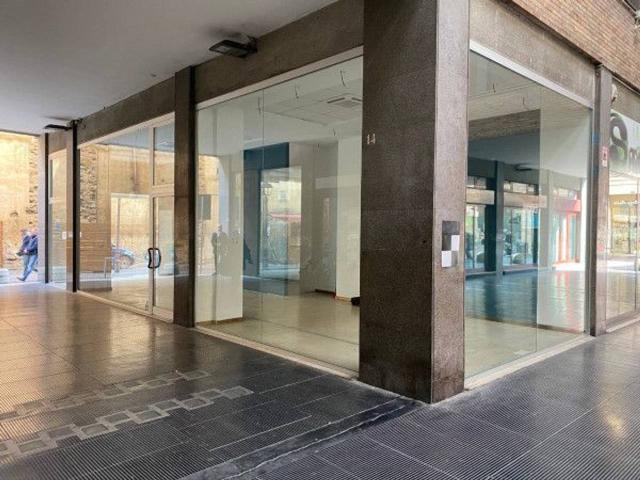 Negozio in vendita a Pesaro